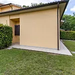 Gorgeous In With Swimming Pool Hébergement de vacances