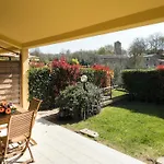 Gorgeous In With Swimming Pool Hébergement de vacances