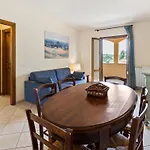 Gorgeous In With Swimming Pool Hébergement de vacances *
