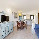 Hébergement de vacances Gorgeous In With Swimming Pool