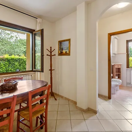 Gorgeous In With Swimming Pool Holiday home Sorano (Grosseto)