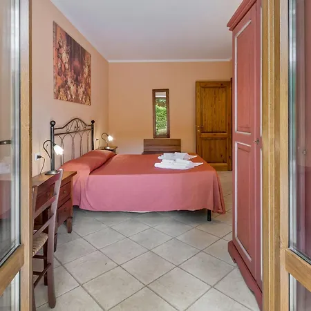 Holiday home Gorgeous In With Swimming Pool Sorano (Grosseto)