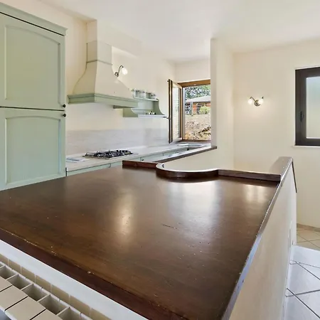 Holiday home Gorgeous In With Swimming Pool Sorano (Grosseto)