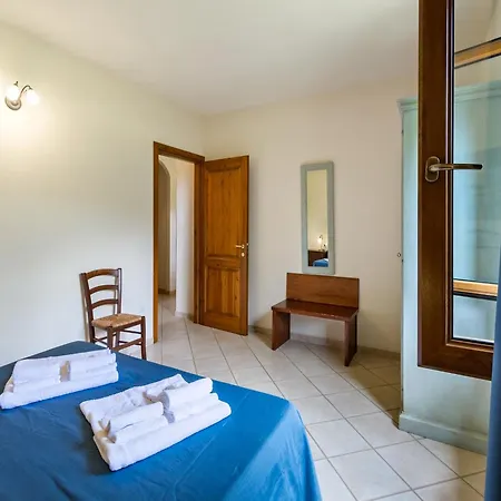 Gorgeous In With Swimming Pool Casa vacanze