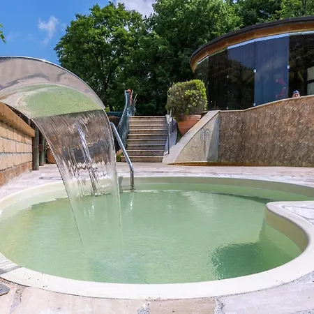 Gorgeous In With Swimming Pool Sorano (Grosseto)